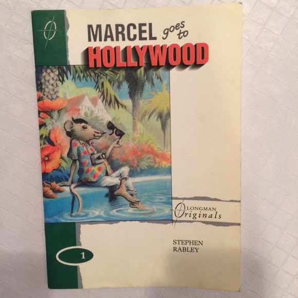 "Marcel Goes to Hollywood" Paperback book to learn English as a second language - Picture 1 of 2